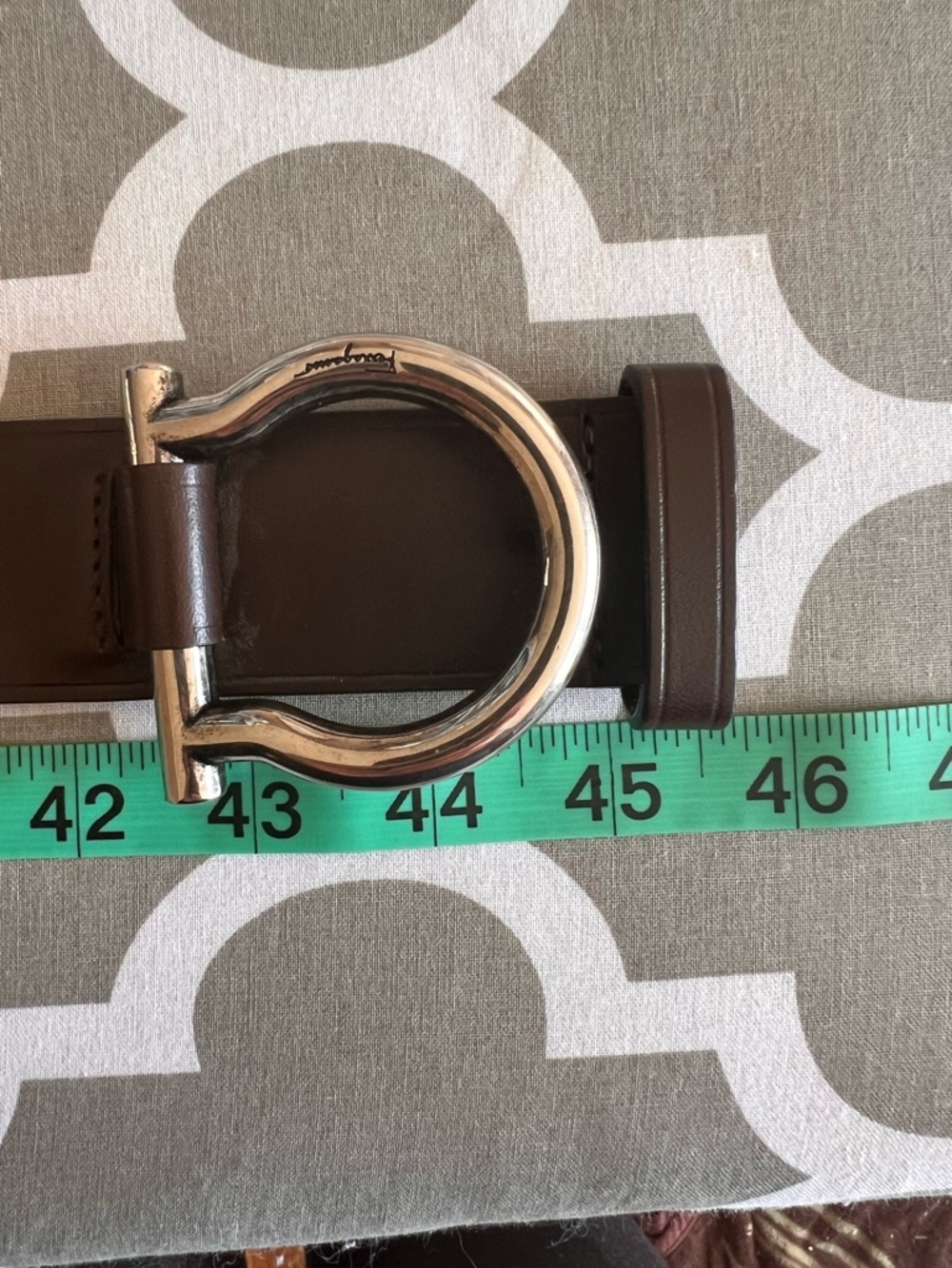 Salvatore Feragamo Brown Leather Loop Belt with Silver Buckle - Picture 5 of 6